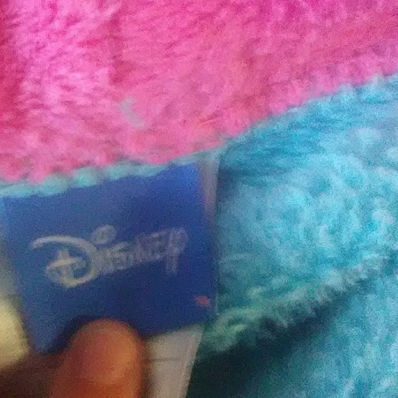 A frozen robe - Picture 4 of 4